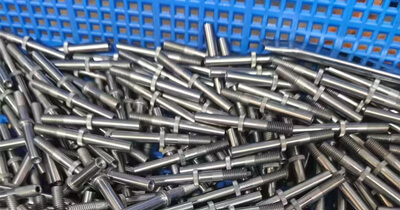 Penghantaran baru untuk ketepatan UAV mencari pin